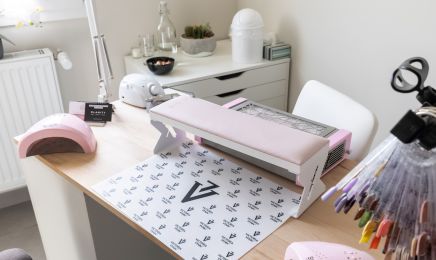Bella Daniella Esthétique  : Manucure à Le Grès