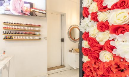 OG nail bar  : Manucure à Paris