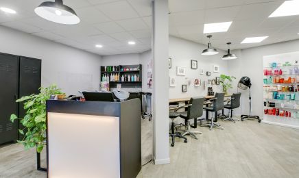 Linéa Coiffure - Saint-Pierre-du-Mont : Barbier à Saint-Pierre-du-Mont