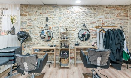NOUVEL ´ HAIR : Coiffeur à Ambronay
