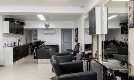 Why Not Coiffure : Coiffeur à Pourrières
