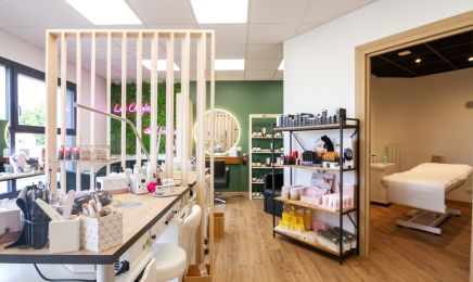 Les Ongles De Laura  : Institut de beauté à Le Monteil