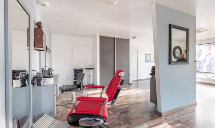 Art iss : Coiffeur à Saint-Jean-de-Beugné