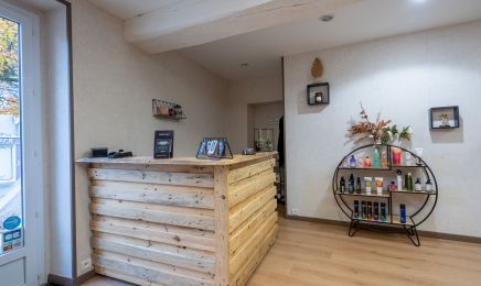 L'Atelier d'Alys : Coiffeur à Requeil