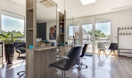 Au salon de Lucie : Coiffeur à Chauvé