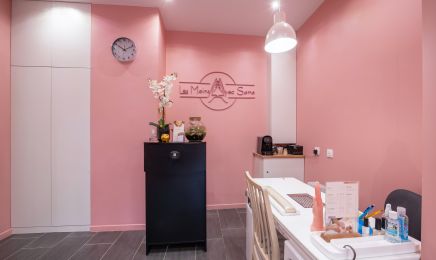 Les Mains avec Sara : Manucure à Paris
