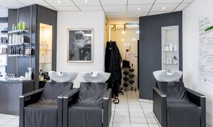 Valérie Defloraine : Barbier à Mondelange