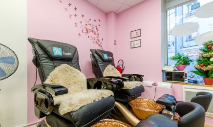 Honey nails  : Coiffeur à Saint-Germain-en-Laye