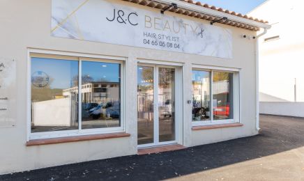 J&C Beauty : Coiffeur à Velaux