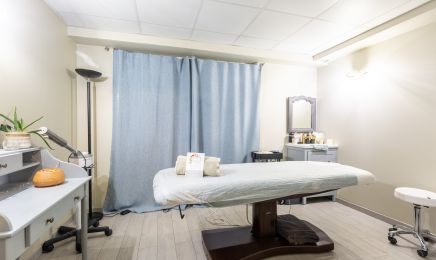 Beauté Nomade : Manucure à Noyers-Saint-Martin