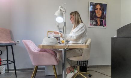 MC Coiffure  : Manucure à Saint-Maximin-la-Sainte-Baume