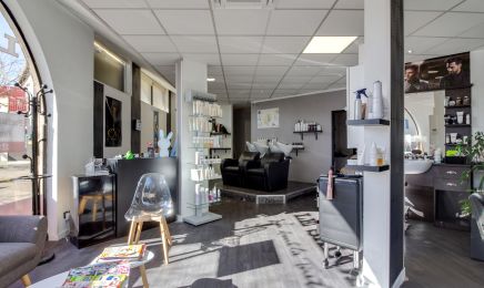 Le salon par Aurelie TIRET - Gelos  : Coiffeur à Gelos