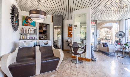 le cube : Coiffeur à Poisy