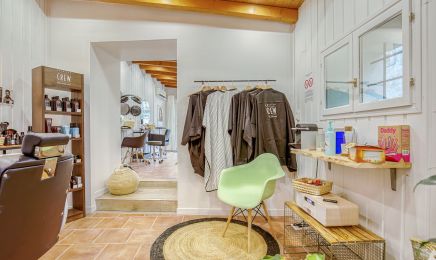 Le salon : Barbier à Carbon-Blanc