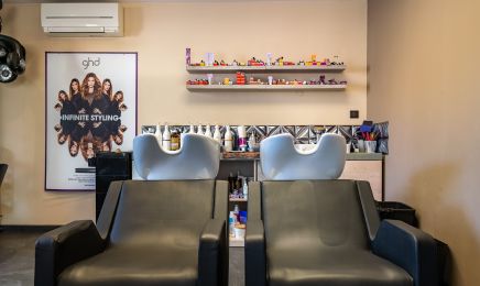 Métamorphose : Coiffeur à Charmes