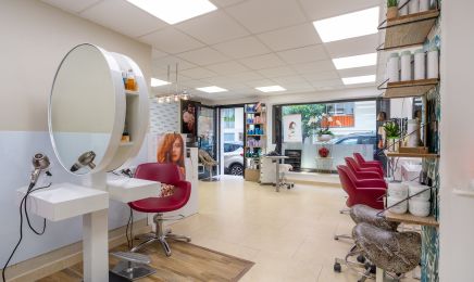Cathie Bova Coiffure  : Coiffeur à Antibes Juan les Pins