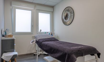 Essentiel Beauté - SAINT DIZIER : Manucure à Saint-Dizier