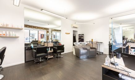 Salon de l'Horloge : Coiffeur à Saint-Jean-d'Angély