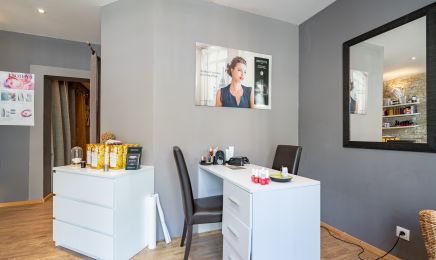 Institut Eglantine  : Manucure à Nancy