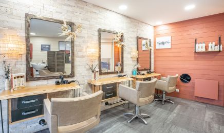 Vintage : Institut de beauté à Saint-Arnoult