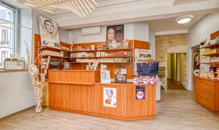 Saluna Beaute : Manucure à Is-sur-Tille