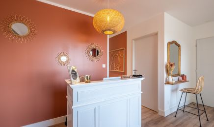 Institut D beauté ( Réservé uniquement aux femmes ) : Institut de beauté à Montanay