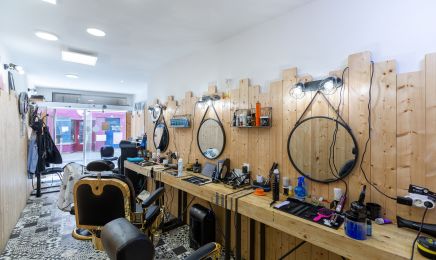 The Best Coiffure  : Coiffeur à Niort
