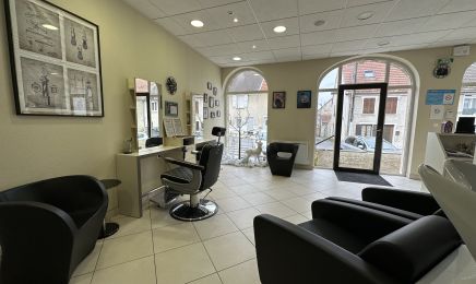 Hair by R : Coiffeur à Mareuil-le-Port