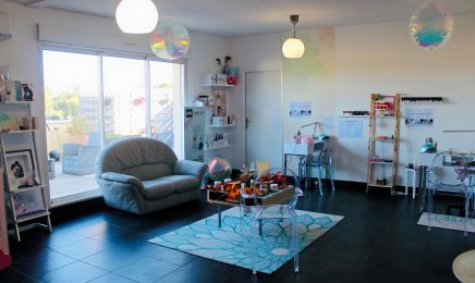 Carlota Conseil Esthetique : Manucure à Aytré