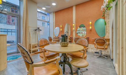 De l’ombre à la lumière : Coiffeur à L'Arbresle
