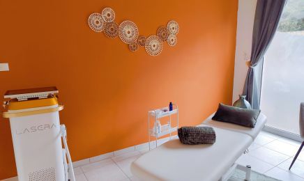 C&M Soins : Institut de beauté à Gannat