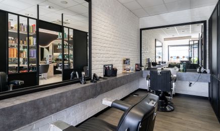 ÉVOLUTION COIFFURE : Coiffeur à Chemillé
