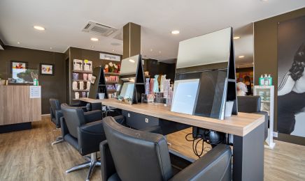 Salon Karine Mazzelli : Coiffeur à La Ciotat