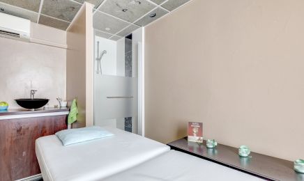 Institut Chamarelle : Manucure à Décines-Charpieu