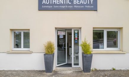 Authentic beauty : Manucure à Orgeval