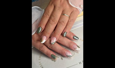 Joly Nails by July : Manucure à Wingles