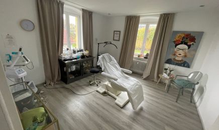 EDA Cosmetic Wellness Beauty: Kosmetikstudio in Bopfingen