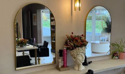Maison Aura - Head Spa - Spécialiste cheveux bouclés, crépus, lisses : Institut de beauté à Évrecy