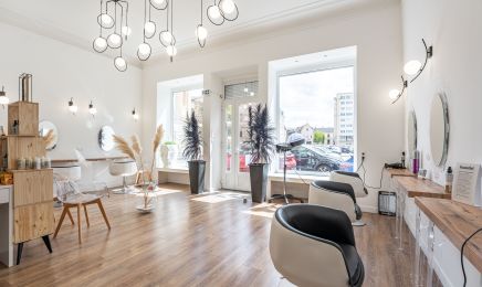 Le miroir : Coiffeur à Cambrai
