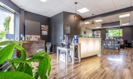Le 33 Coiffure : Coiffeur à Changé