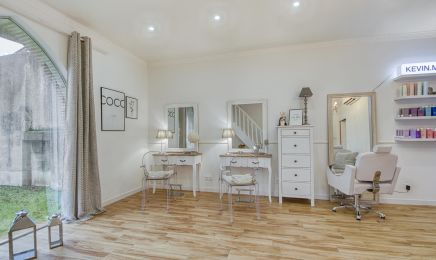  L'Appartement n°4 : Coiffeur à Villeneuve-sur-Lot