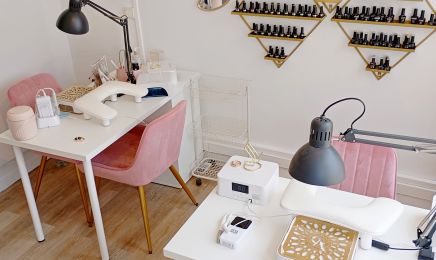Victoria Ongles (Institut de beauté Evidence)  : Manucure à Cagnes-sur-Mer
