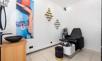 Au Comptoir de l'Ongle : Institut de beauté à Antibes