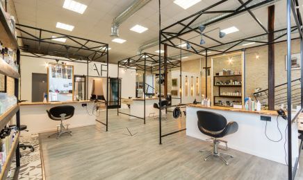 Artemoda factory by emilie : Coiffeur à Richelieu