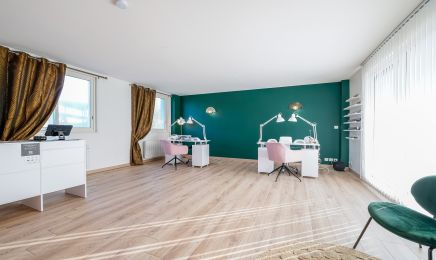 Embellissez-vous  : Manucure à Vétraz-Monthoux
