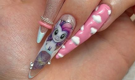 The Nailzz : Institut de beauté à Caveirac