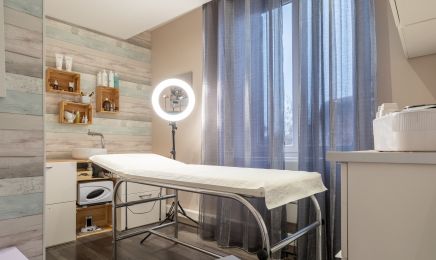 A.M Forme et Beauté : Manucure à Brignais