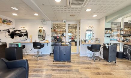 Finest Hair : Coiffeur à Venelles