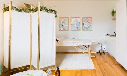 Khire Li : Massage Bien-Etre : Manucure à Bordeaux