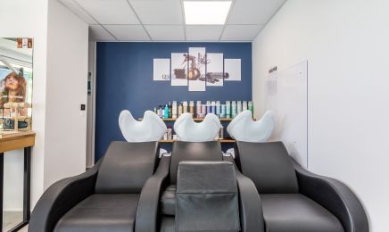 L’instant Coiffure d’Emily : Institut de beauté à Breuillet